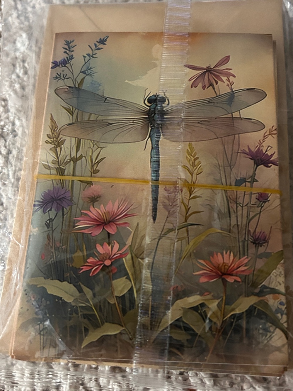 12 Dragonfly Note Cards & Envelopes.
Six Unique Styles - Picture 4 of 4